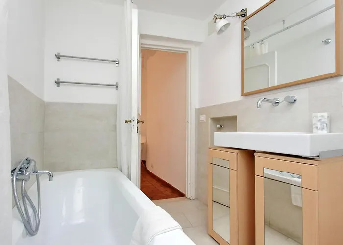 Charming Minerva - My Extra Apartament Rzym